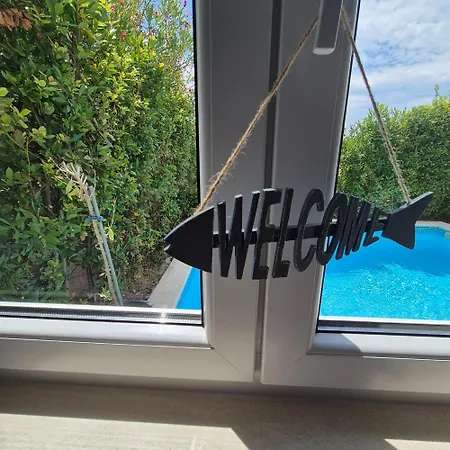 Samba With Private Pool