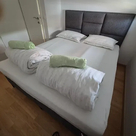 Samba With Private Pool Privlaka (Zadar)