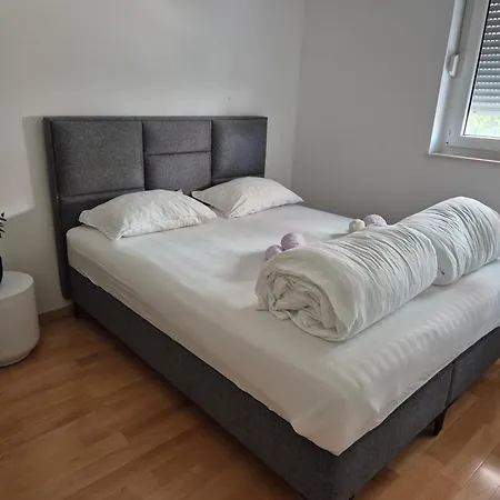 Samba With Private Pool