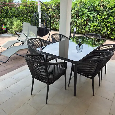 Samba With Private Pool Apartment