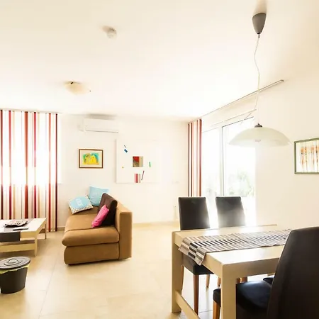 Samba With Private Pool Apartment *