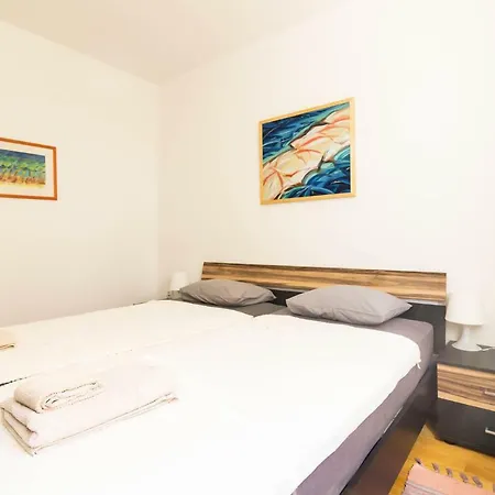 Samba With Private Pool