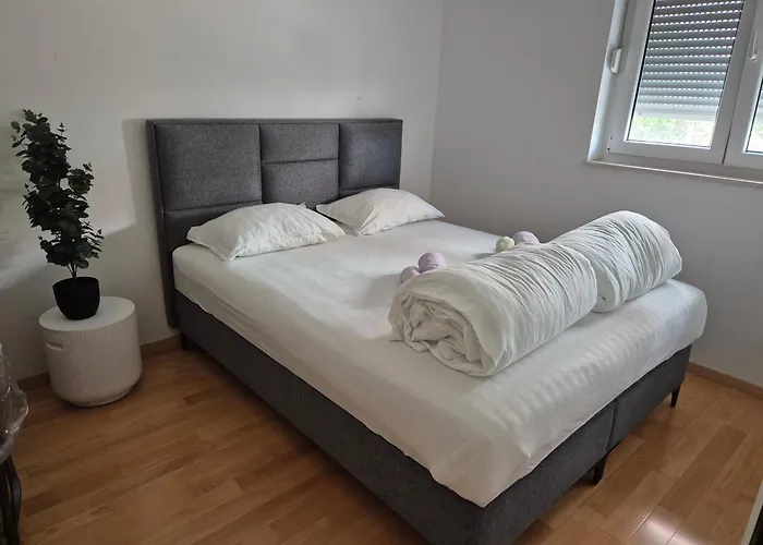 Samba With Private Pool