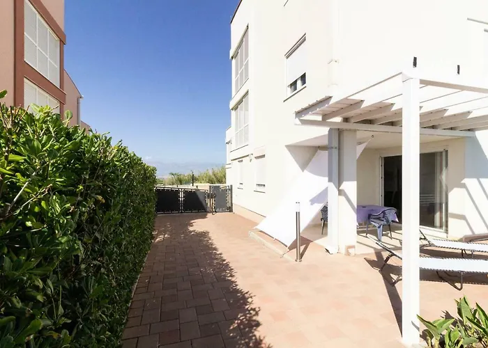 Samba With Private Pool Privlaka (Zadar)